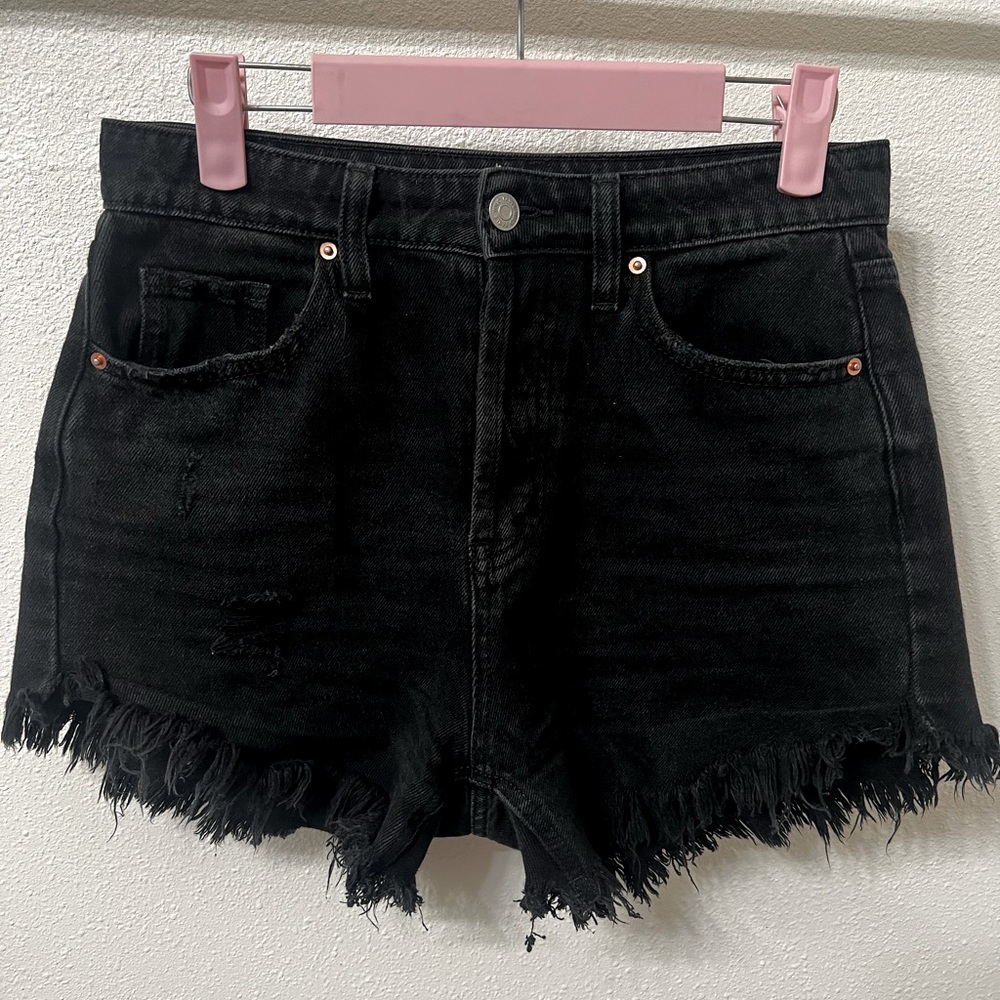 WILD FABLE black distressed high rise shorts